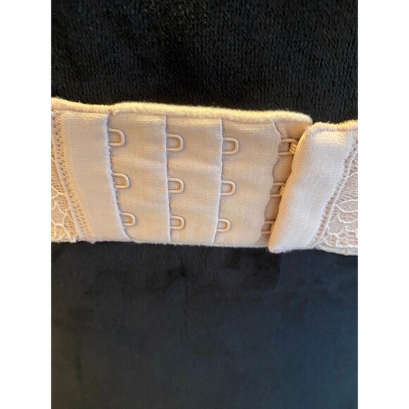 Victoria Secret  Bra Nude Strapless Size 32DDD Underwire with Lace Overlay Sexy! - Picture 6 of 10